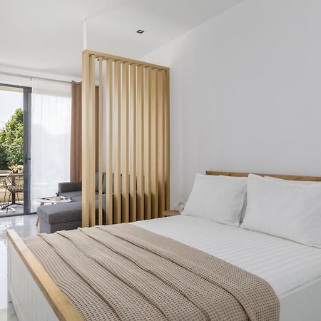 Zum Studio Kallithea  Luaran gambar