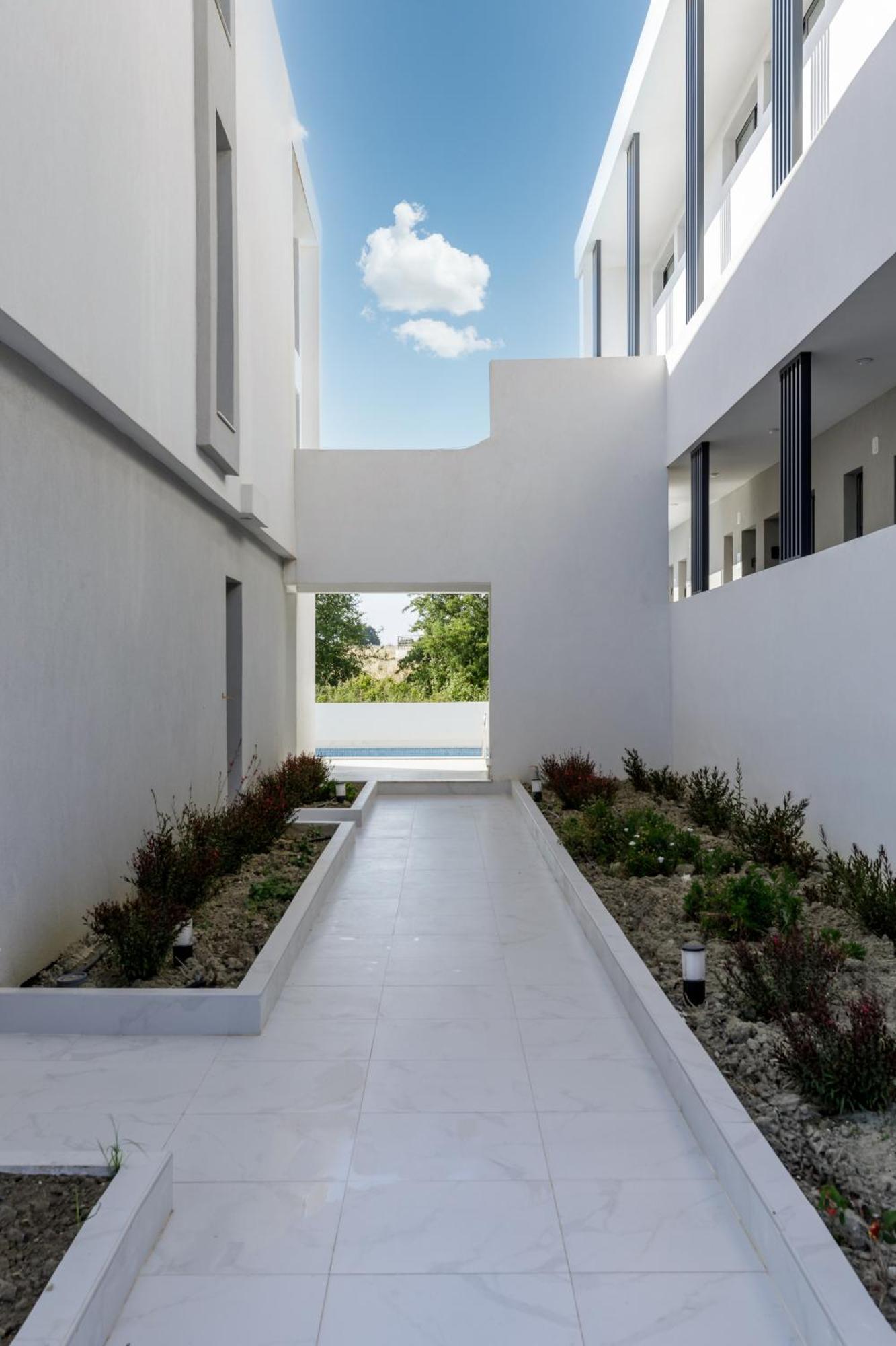 Zum Studio Kallithea  Luaran gambar